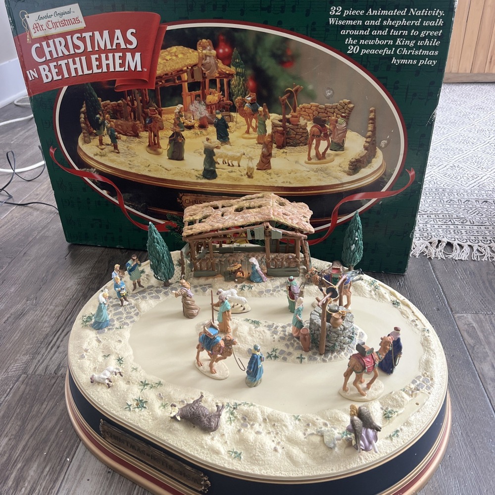 Mr Christmas Christmas in Bethlehem Animated Nativity Scene in Box Wiseman Move!